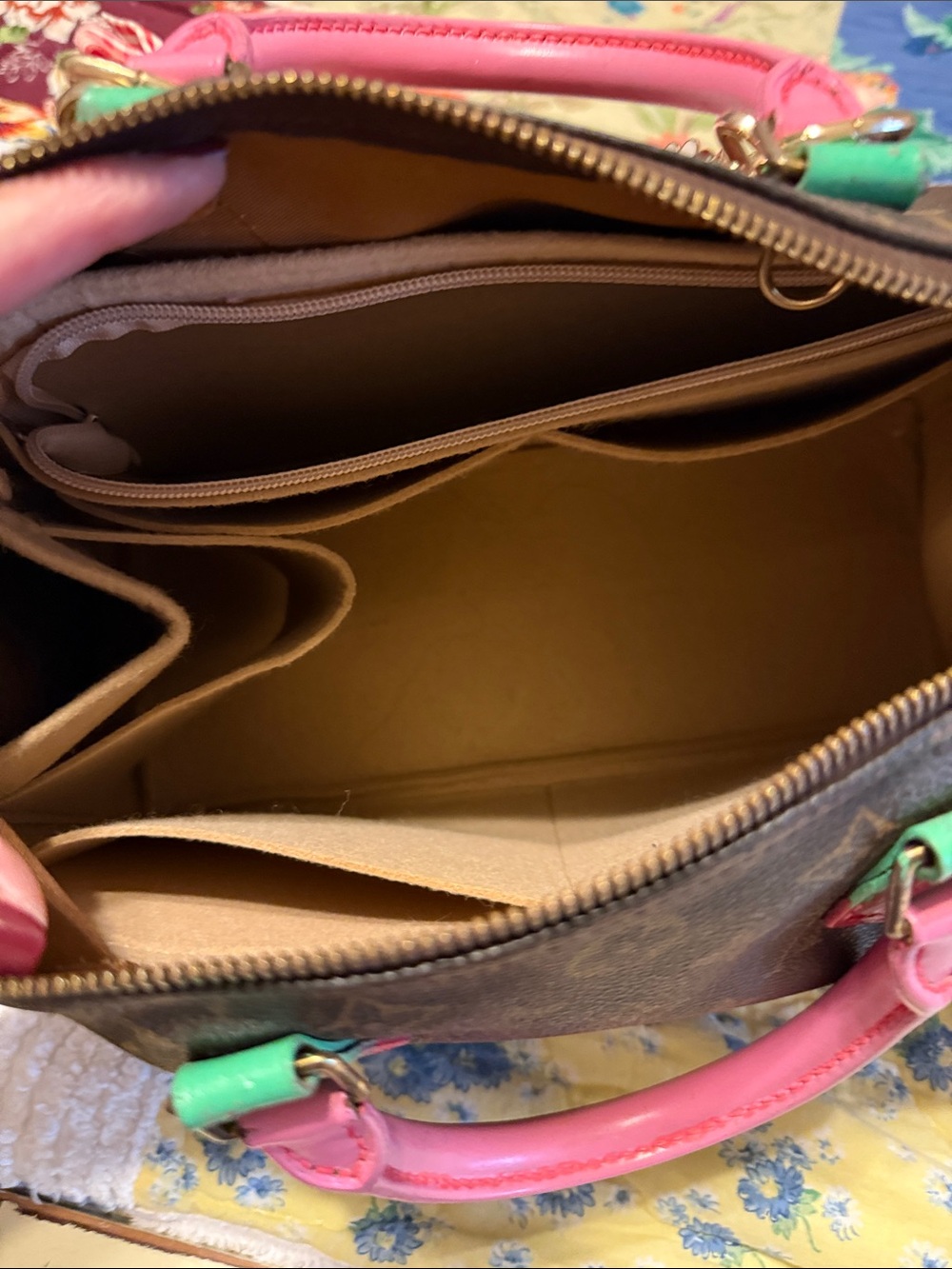 FAUX Louis Vuitton Brown Monogram Satchel with Pink Handles & Strawberry Strap - Picture 7 of 9